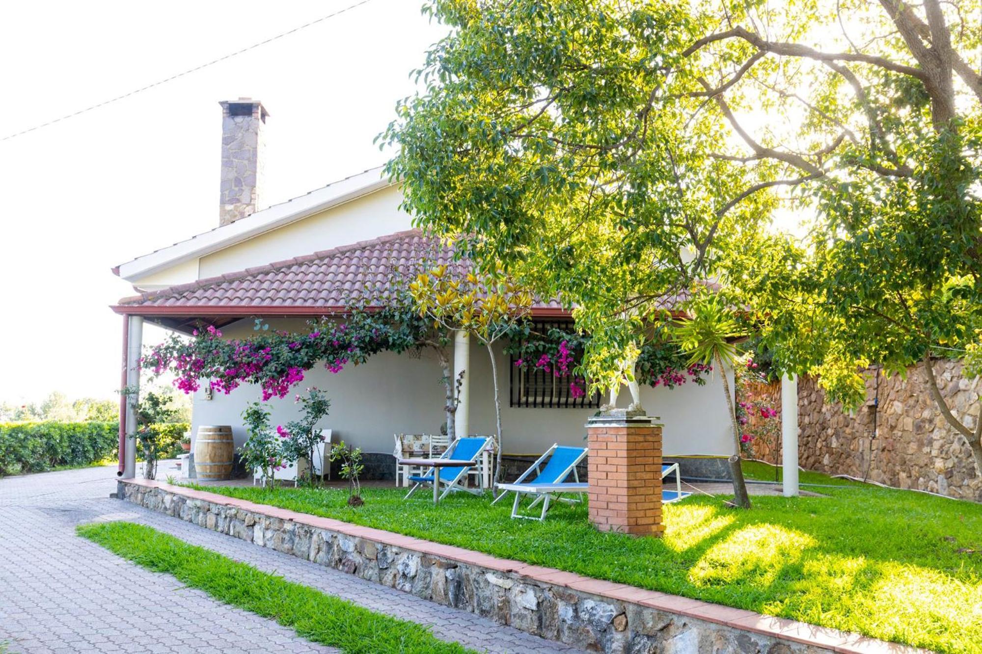 Вілла La Casa Di Nonna Ламеція-Терме Екстер'єр фото